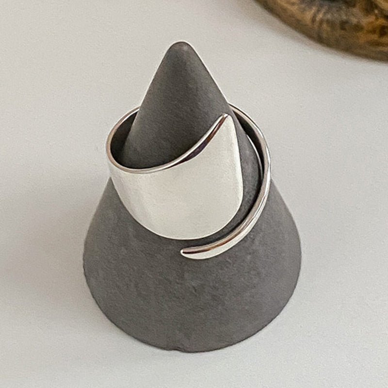 Bold Sleek Stylish Ring