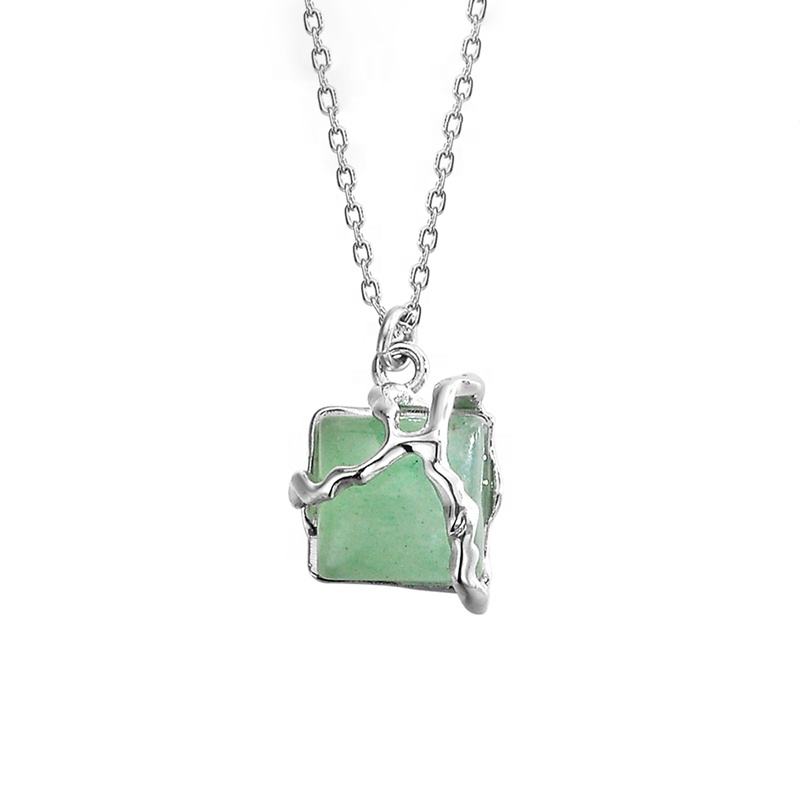 Vintage Jade Pendant Necklace