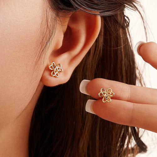 Star-Shaped Stud Earrings