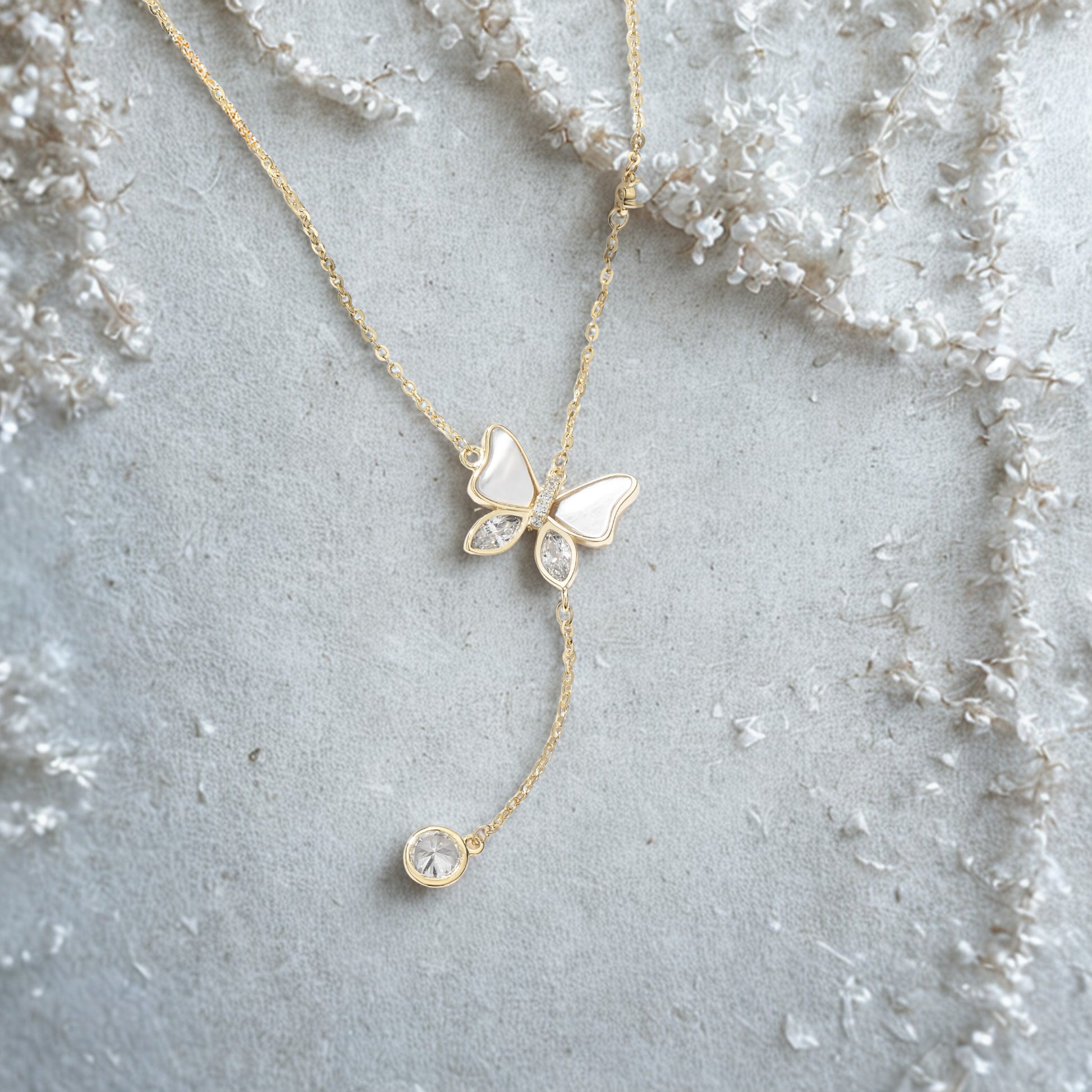 Elegent Butterfly Pendant Necklace